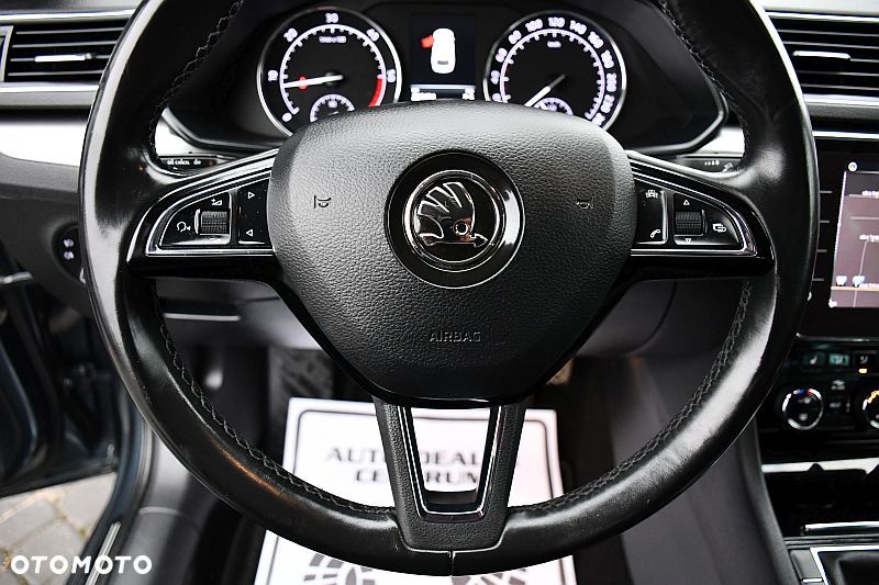 Skoda Superb 1.6 TDI Style Greenline - 13