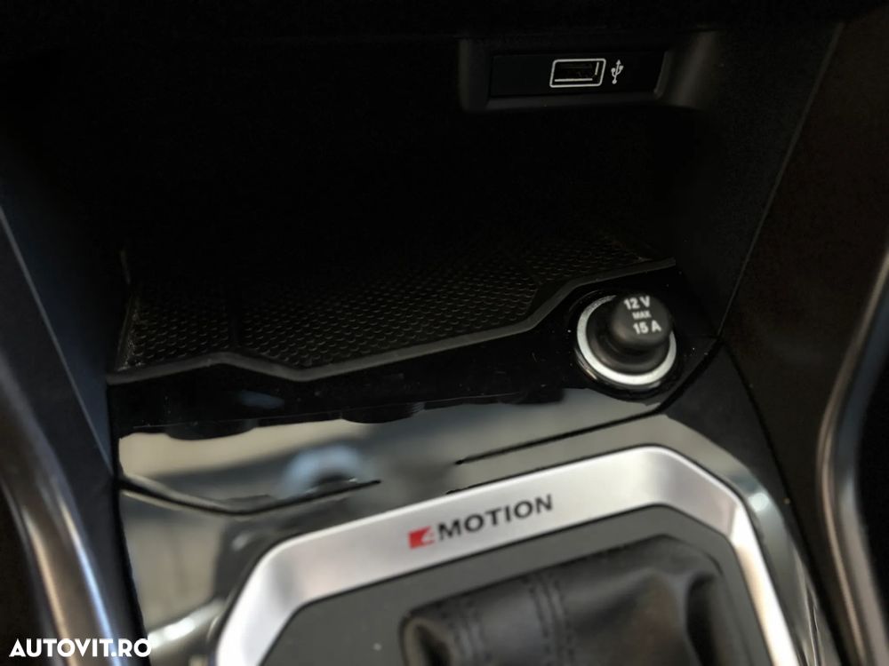 Volkswagen T-ROC - 27