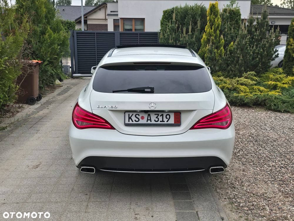 Mercedes-Benz CLA 180 Peak Edition - 11