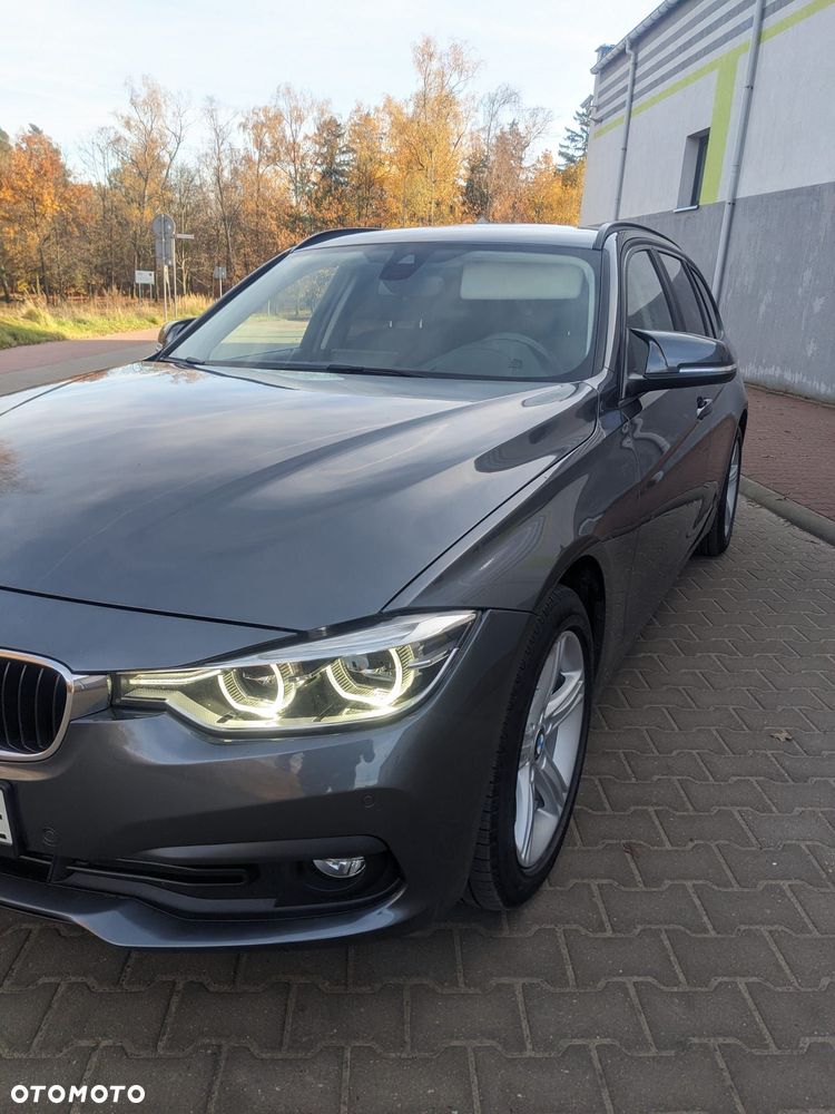 BMW Seria 3 320d xDrive Edition Luxury Line Purity - 13