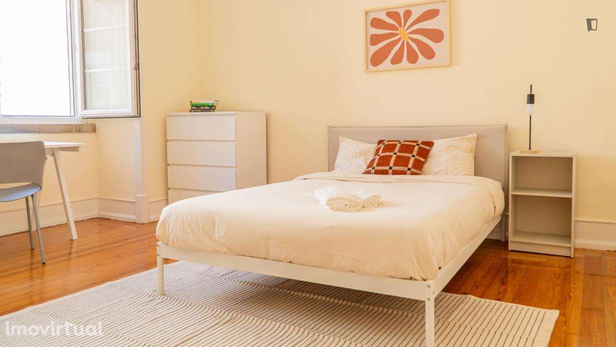 Quarto - localizado em Alameda Lisbon - Grande imagem: 5/16