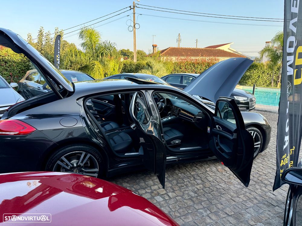 Porsche Panamera Diesel - 35