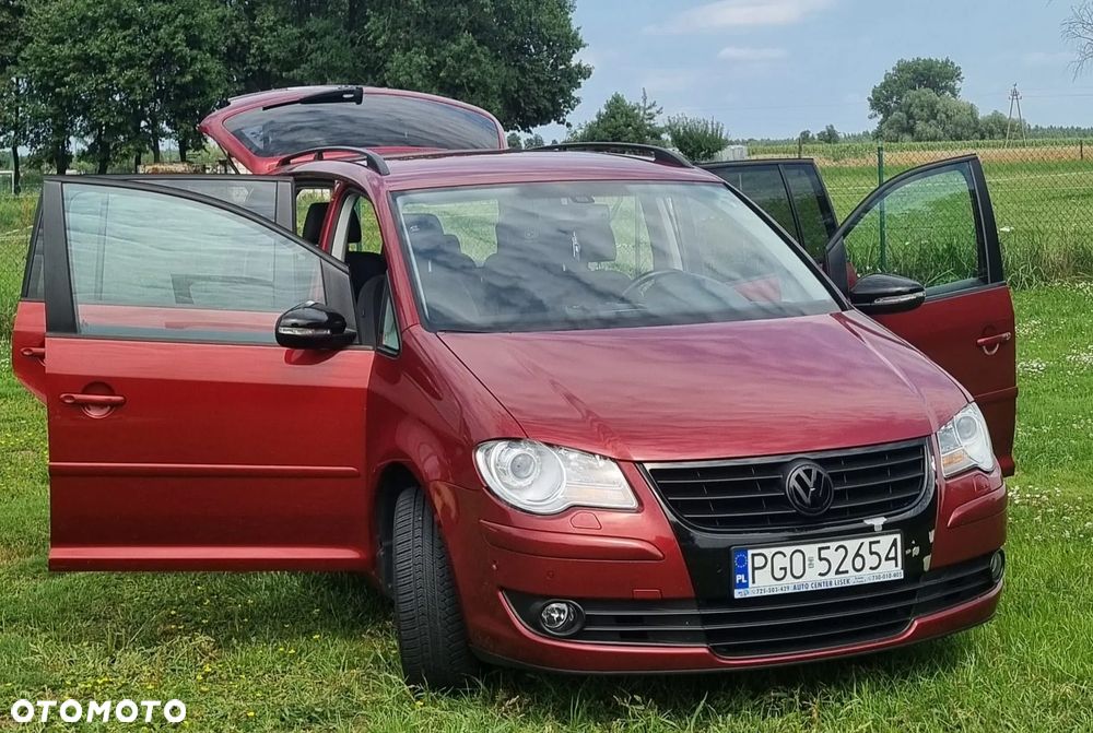 Volkswagen Touran 1.9 TDI Highline DSG - 14