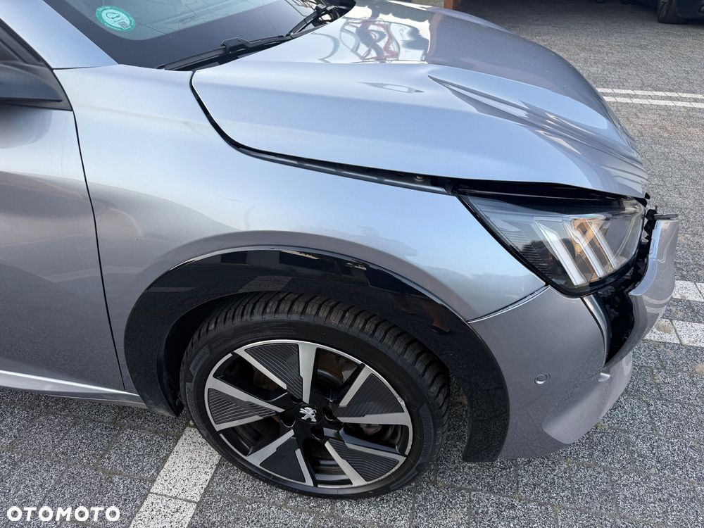 Peugeot 208 GT - 15