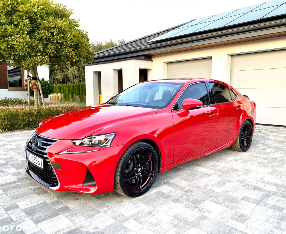Lexus IS - 4