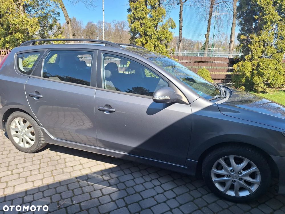 Hyundai i30 i30cw 1.6 CRDi Classic - 4