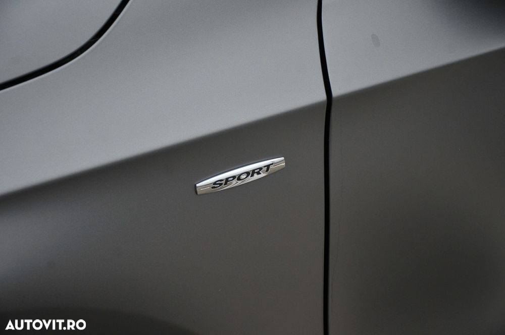 Mercedes-Benz A 250 Sport 4Matic 7G-DCT - 23