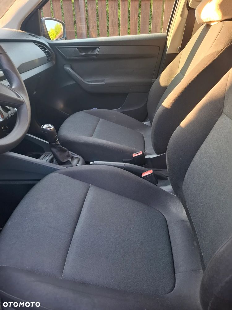 Skoda Fabia 1.0 TSI Active - 6