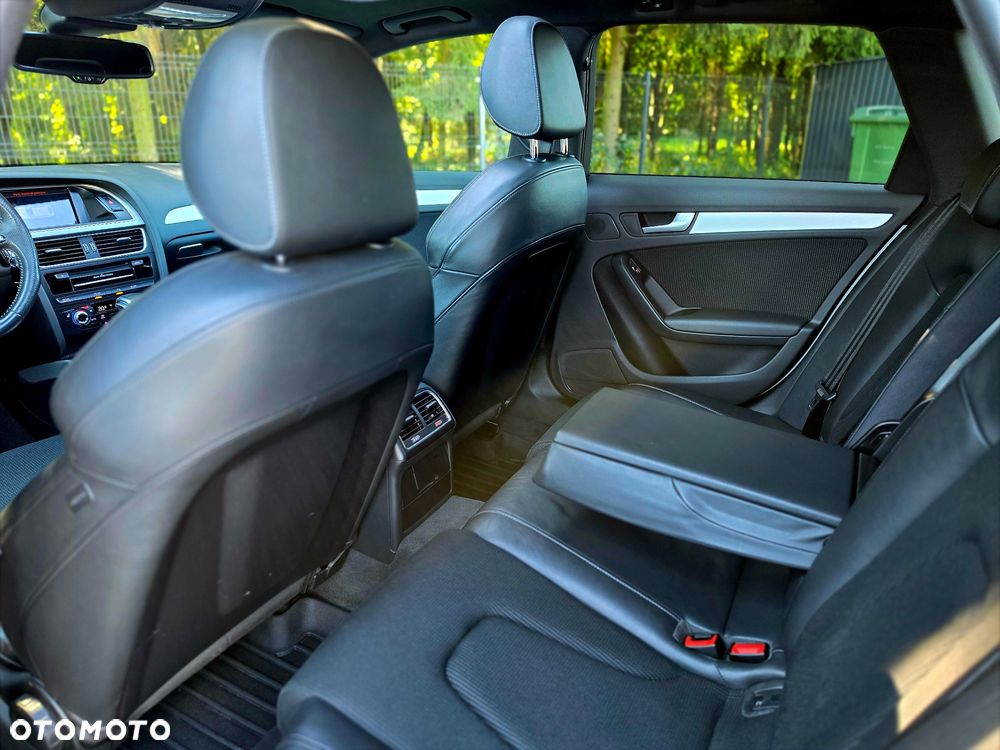 Audi A4 Avant 2.0 TDI Quattro S tronic - 4