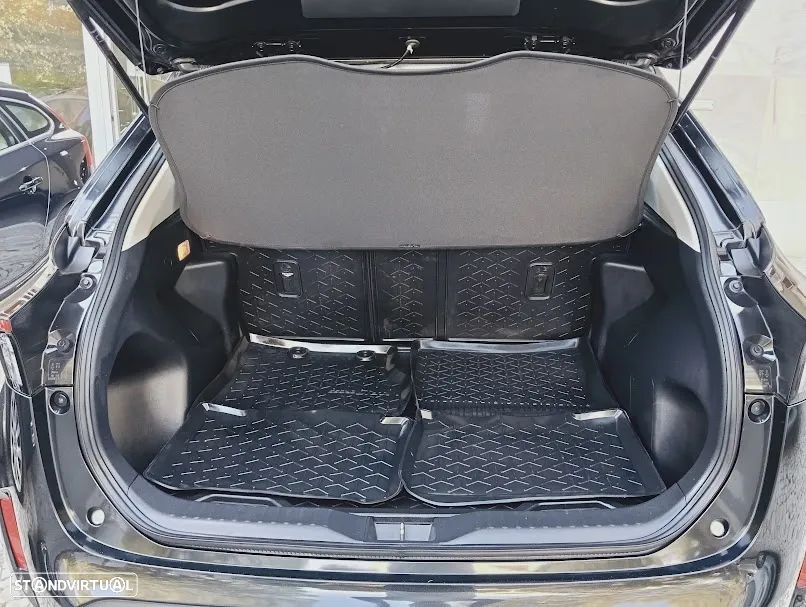 Toyota Yaris Cross 1.5 HDF Comfort Plus - 49