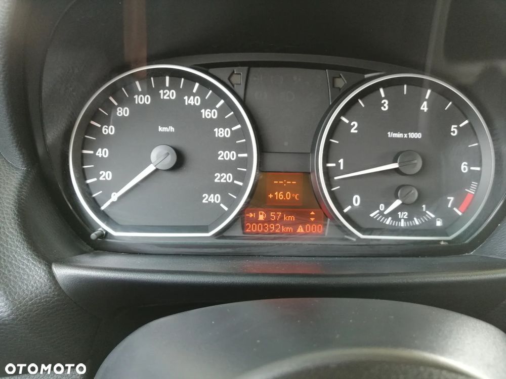 BMW Seria 1 - 27