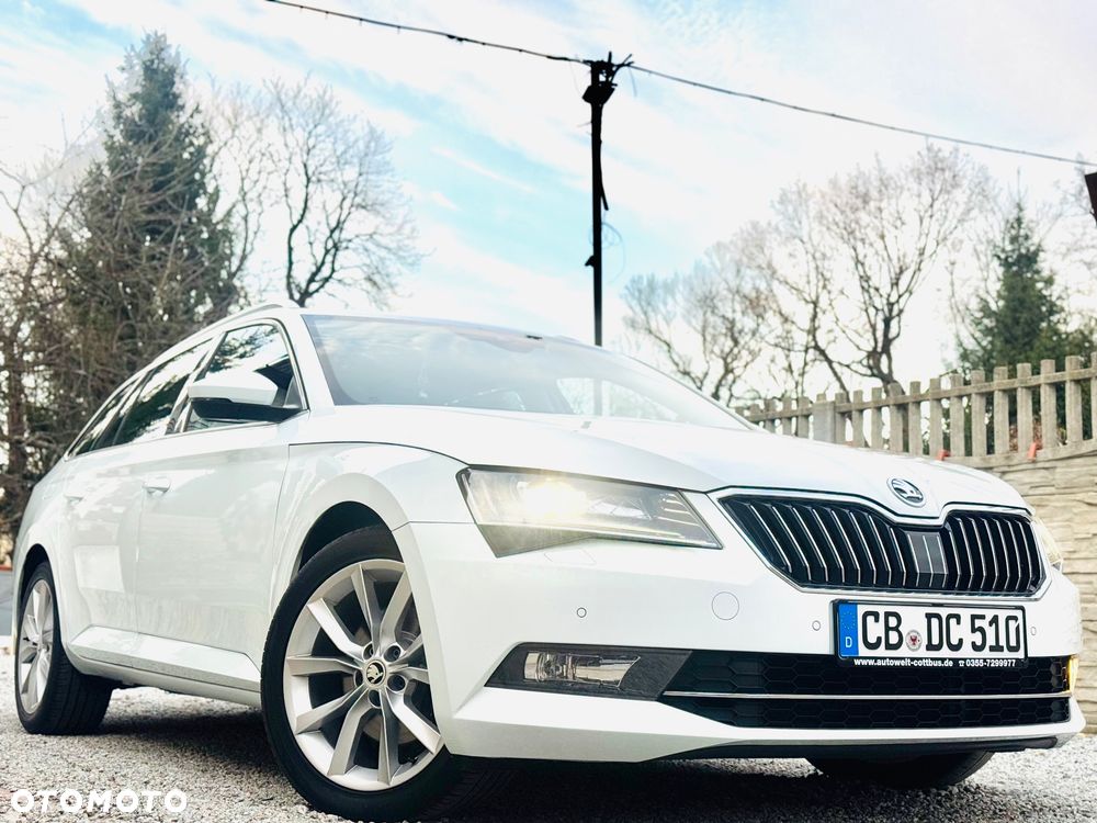 Skoda Superb Combi 2.0 TDI DSG Premium Edition - 1