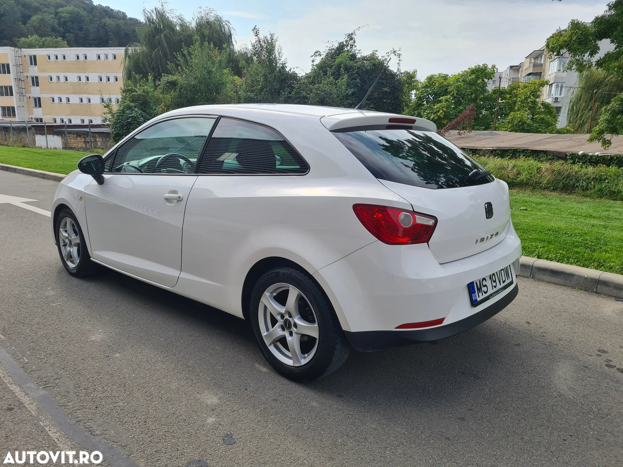 Seat Ibiza Coupe 1.6 TDI Sport - 4