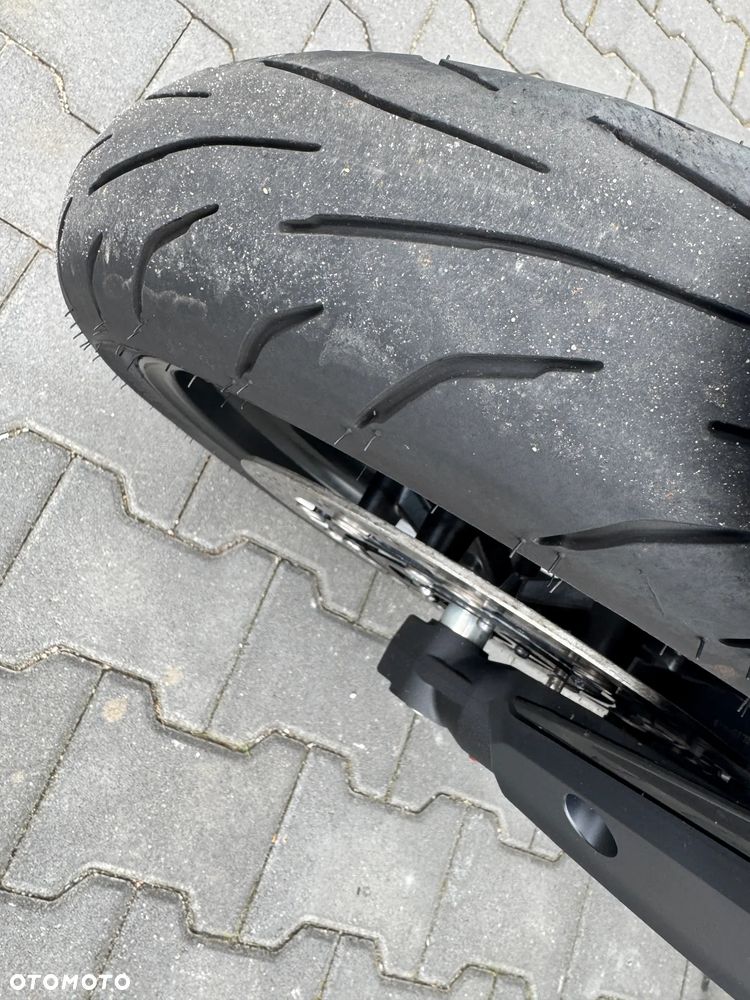 Triumph Speed Triple - 15