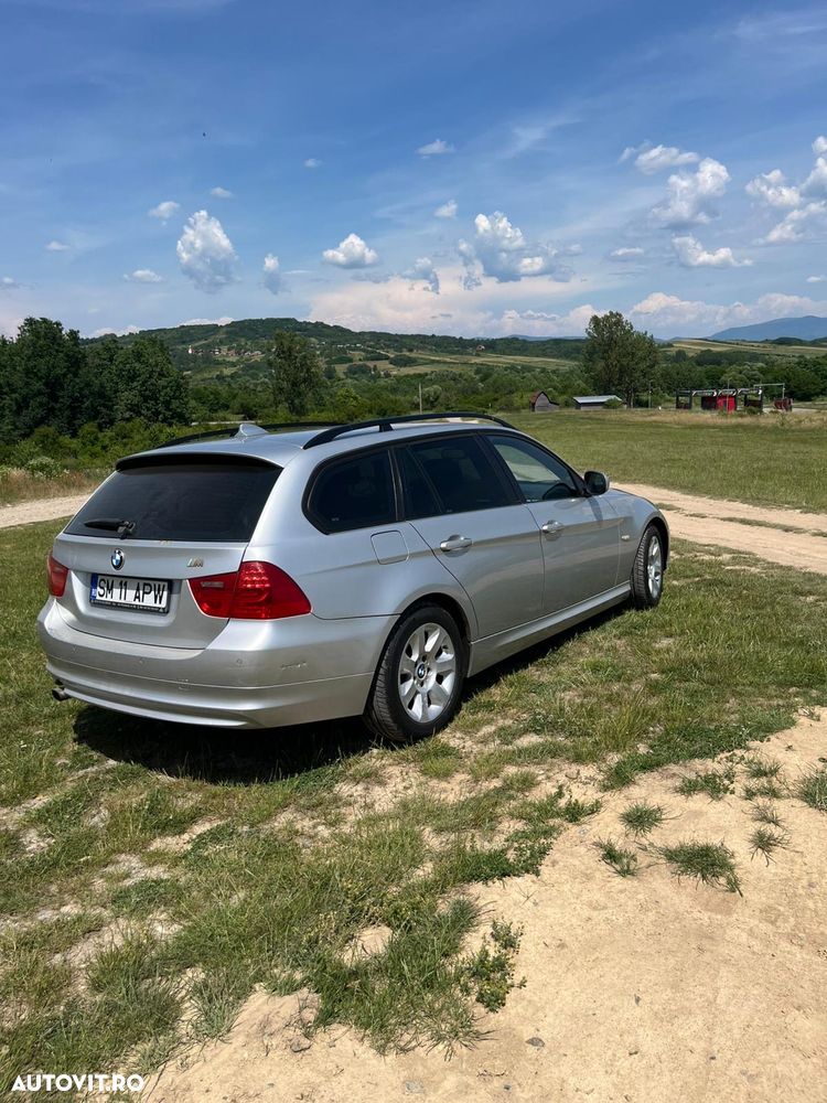 BMW Seria 3 318d - 3