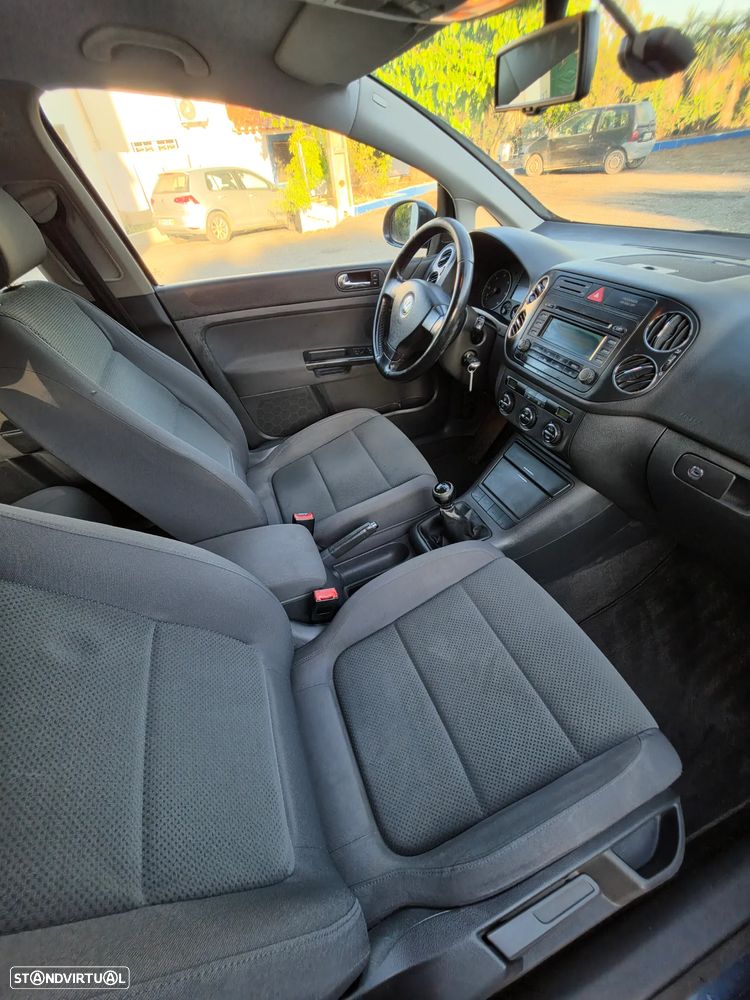 VW Golf Plus - 16