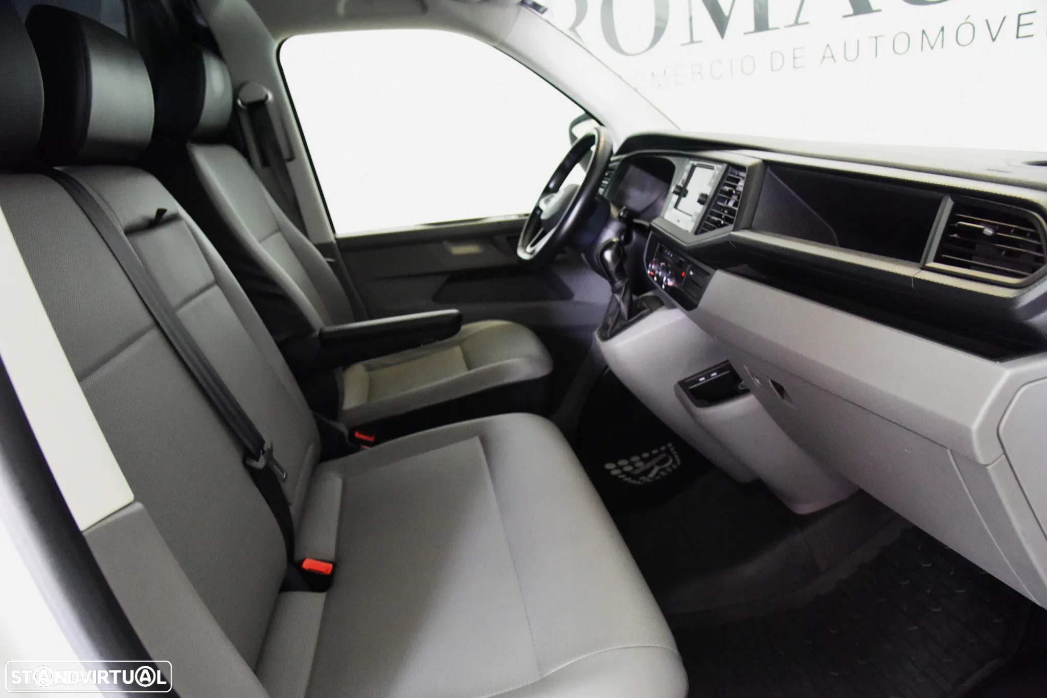VW Transporter 2.0 TDI Business DSG - 18