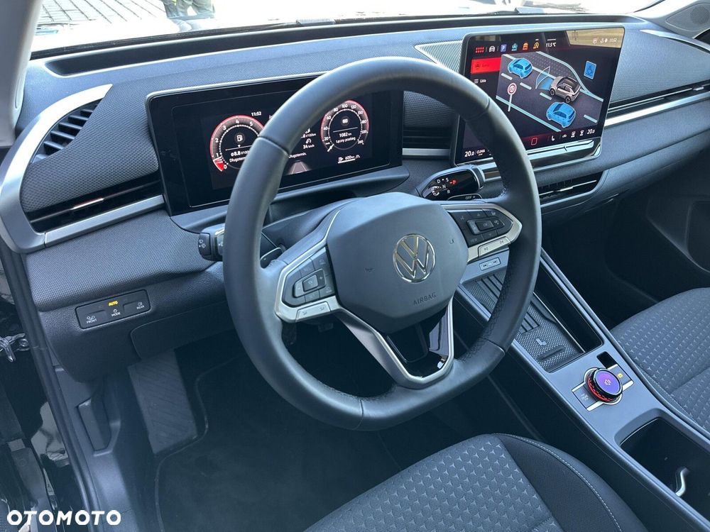 Volkswagen T-Roc - 9