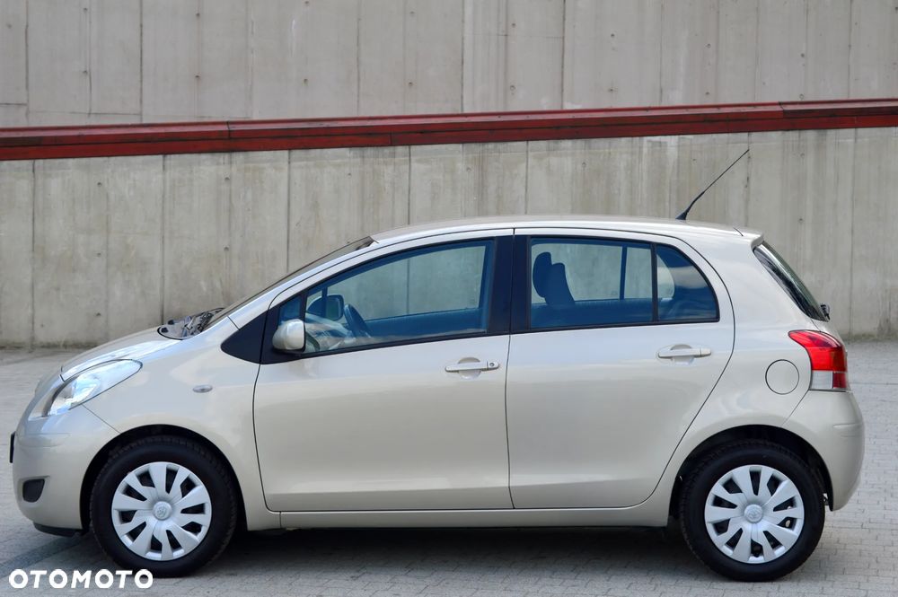 Toyota Yaris 1.33 VVT-i Cool+ - 7