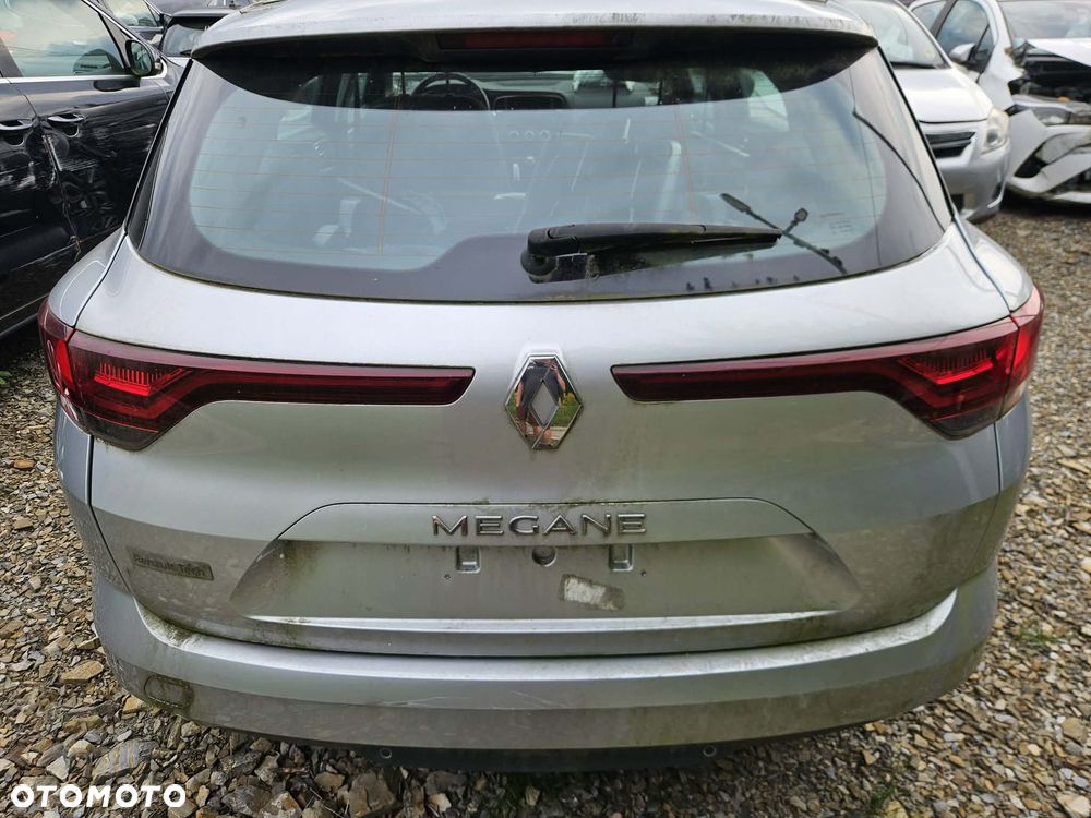 Renault Megane 1.5 Blue dCi Zen - 10
