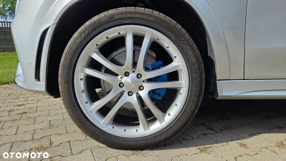 Mercedes-Benz GLE 350 d 4-Matic - 17