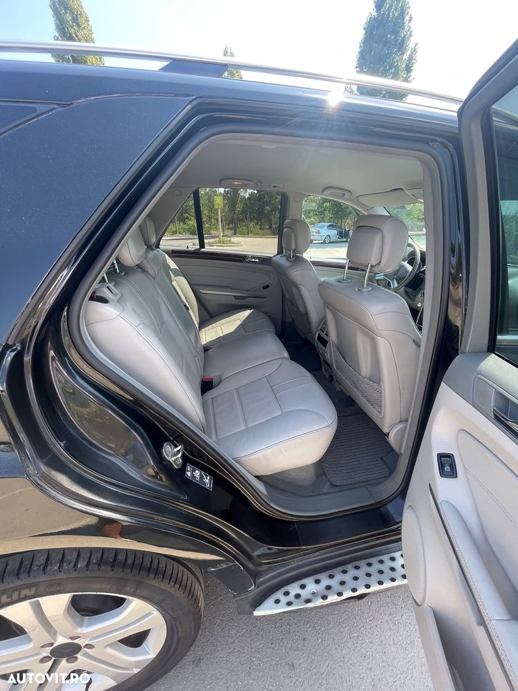 Mercedes-Benz ML 300 CDI BlueEfficiency Aut - 14