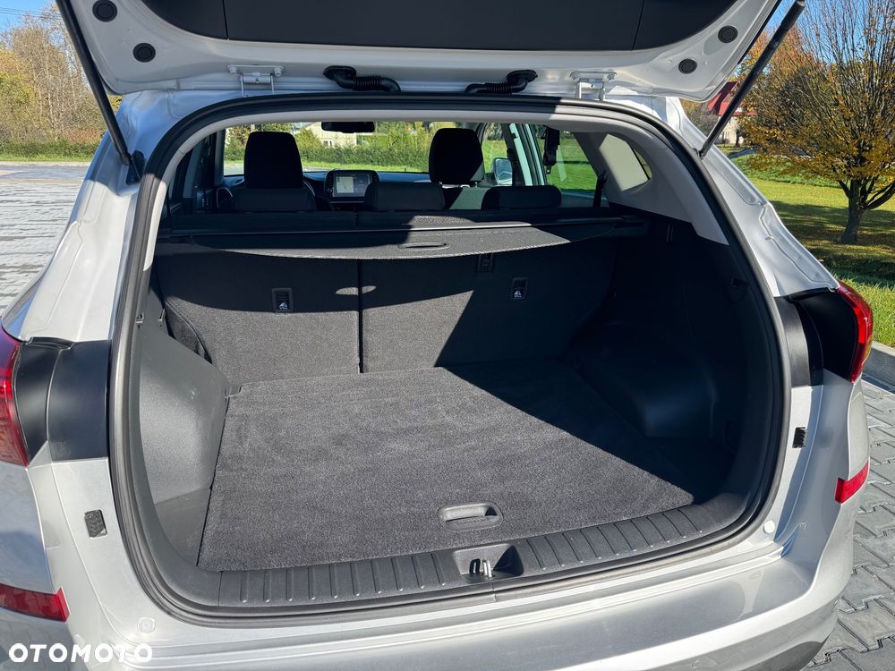 Hyundai Tucson 1.6 CRDi 48V-Hybrid 2WD DCT Select - 32