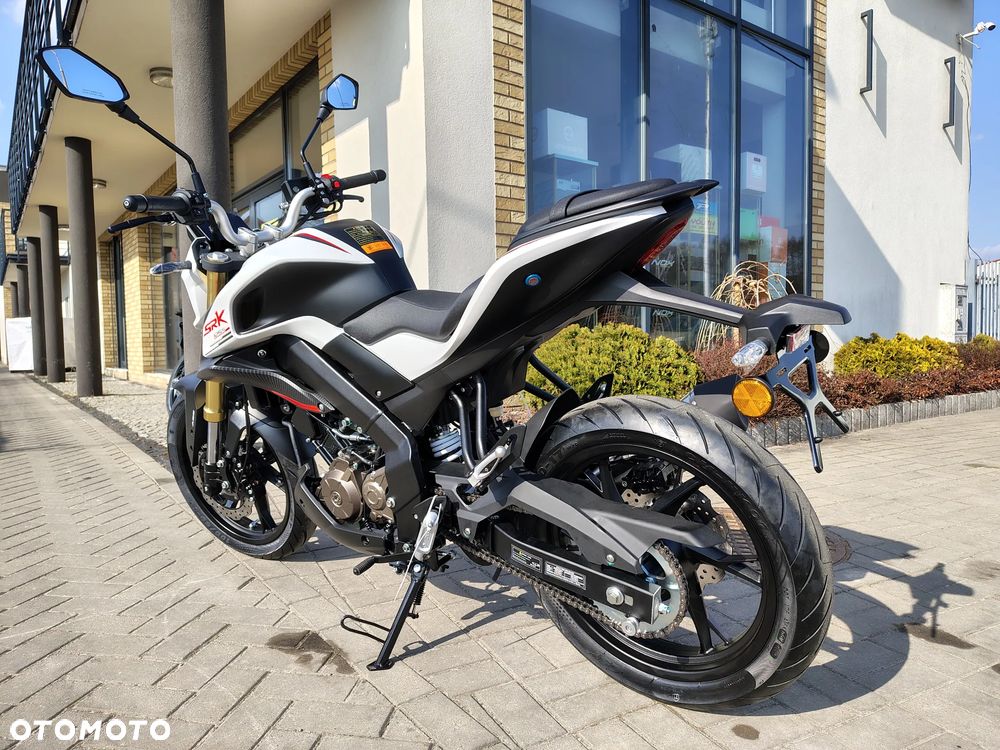 QJMOTOR SRK 125S - 13