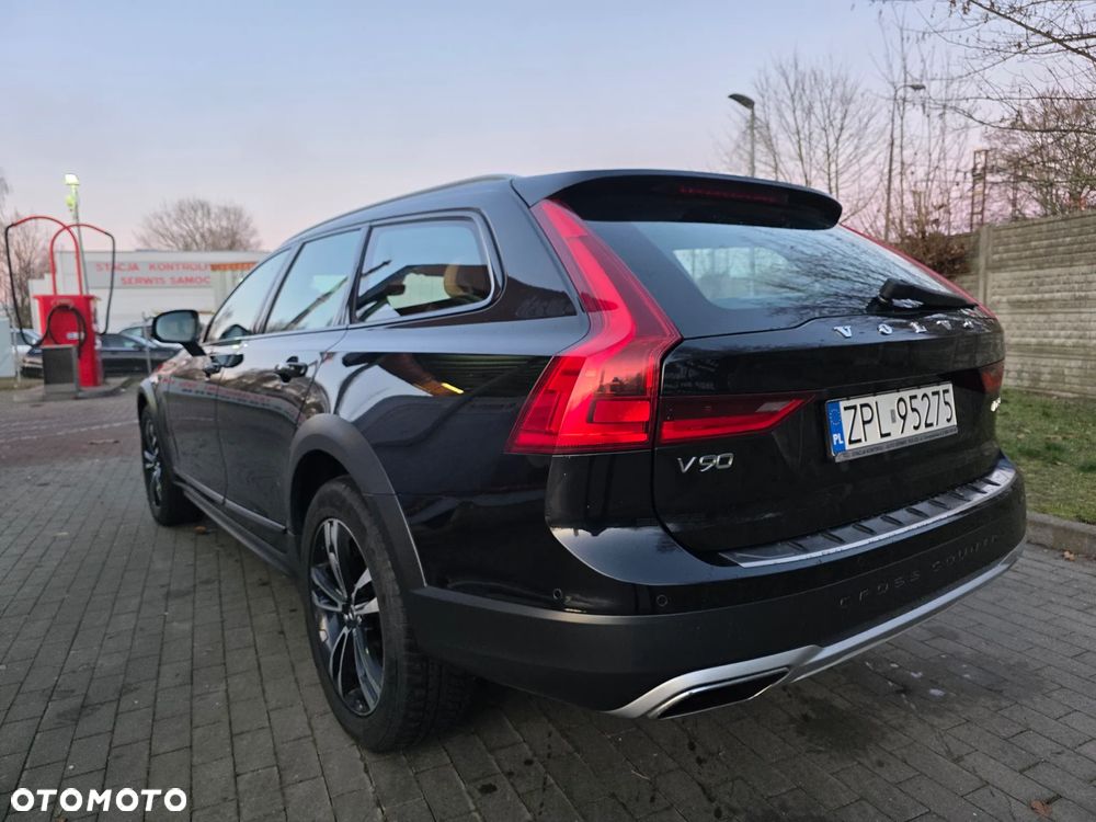 Volvo V90 Cross Country D5 SCR AWD Ocean Race - 5