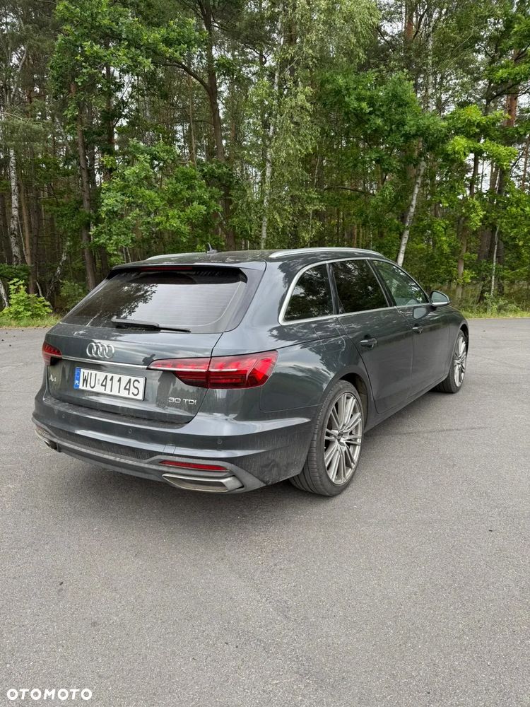 Audi A4 Avant - 10