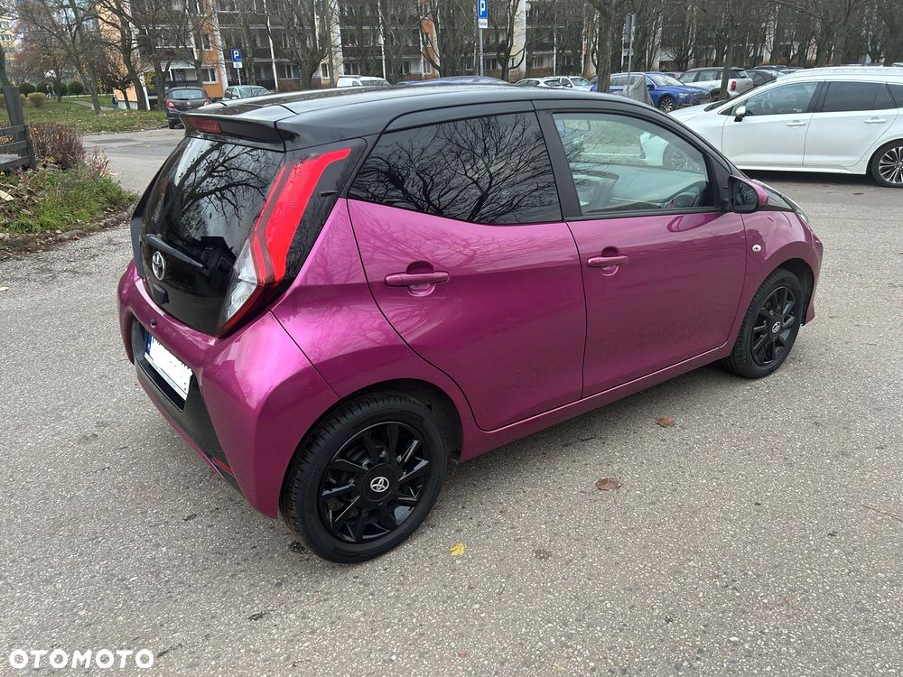 Toyota Aygo 1.0 VVT-i Color Edition - 2