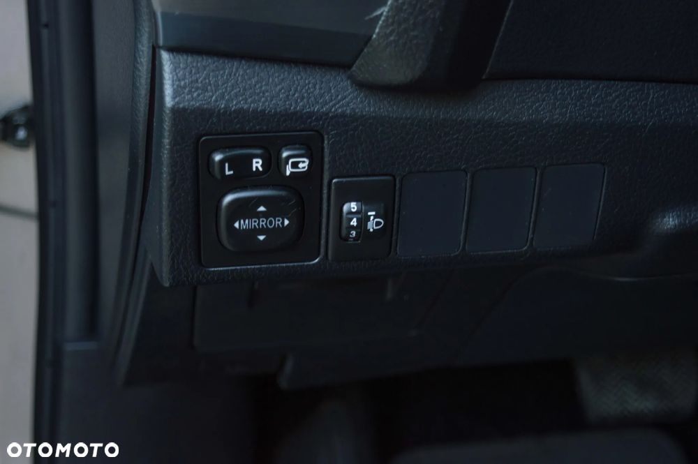 Toyota Auris - 24