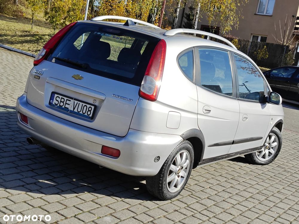 Chevrolet Rezzo 1.6 SE - 3