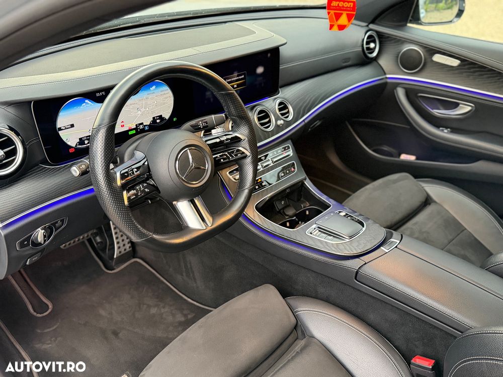 Mercedes-Benz E 300 de 4Matic 9G-TRONIC AMG Line - 17