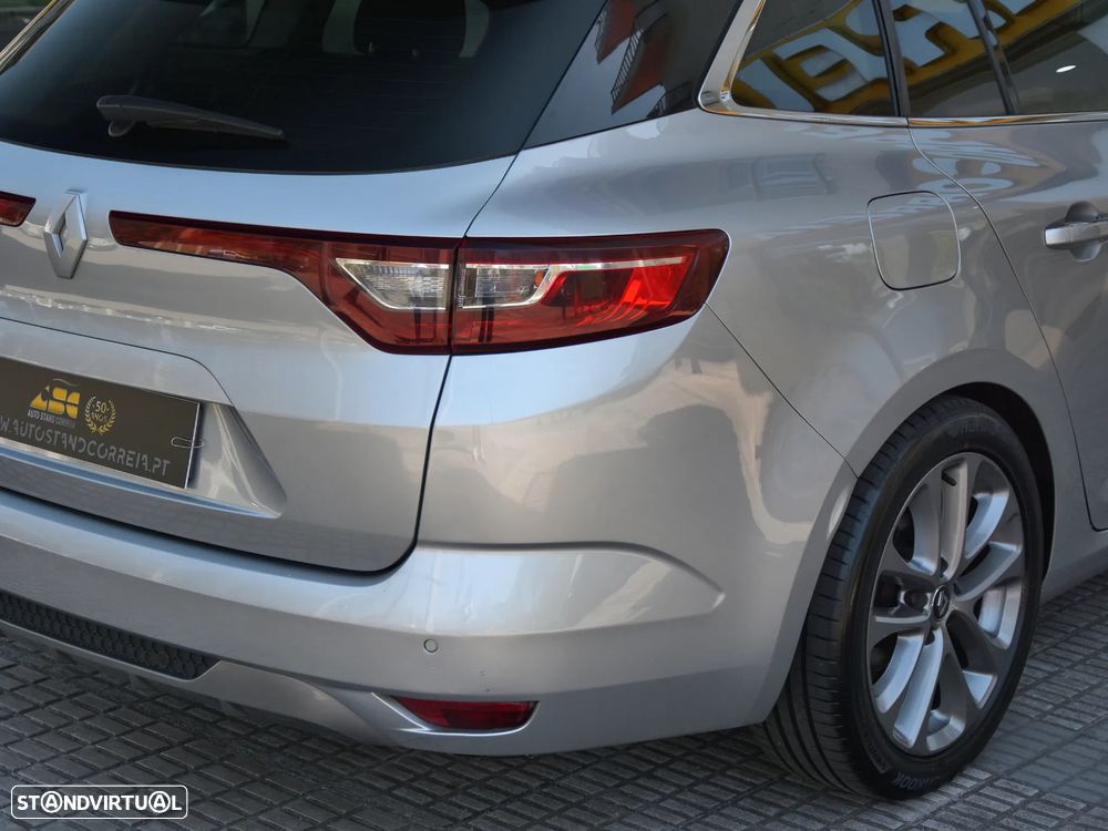 Renault Mégane Sport Tourer 1.5 Blue dCi GT Line J18 - 17