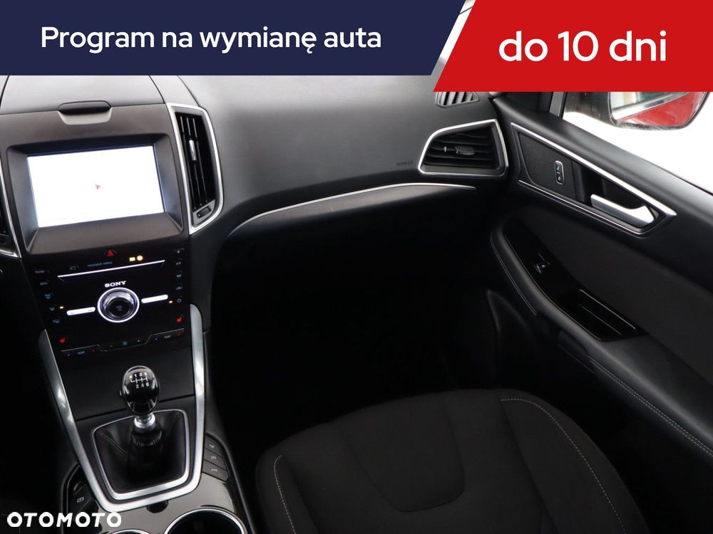 Ford S-Max - 9