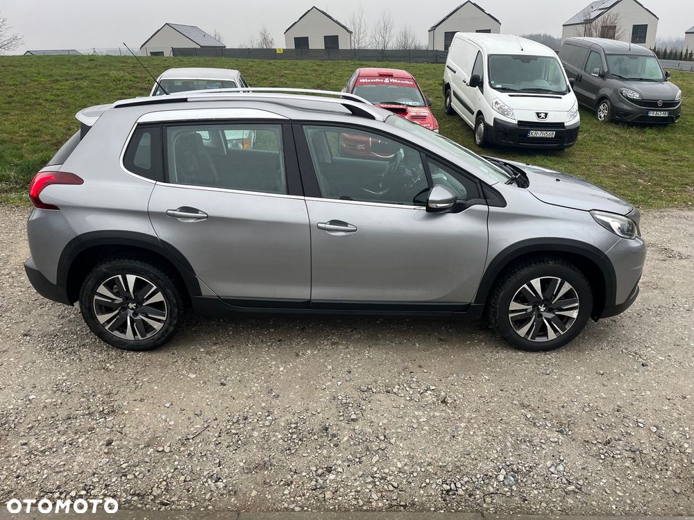 Peugeot 2008 PureTech 110 Stop&Start EAT6 GT-Line Edition - 26