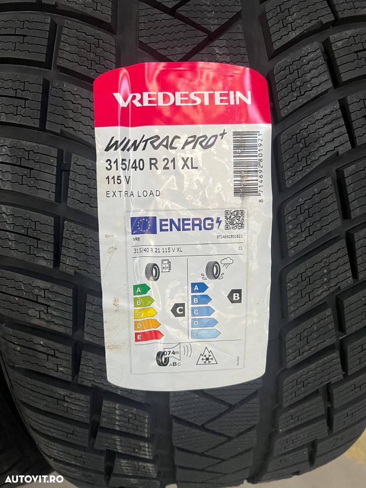 Vând set anvelope 275/45/21-315/40/21 vredestein de iarnă noi - 2