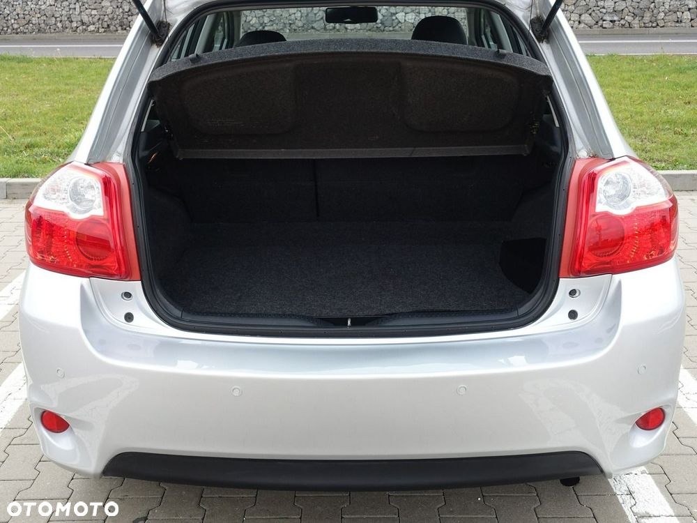 Toyota Auris - 27