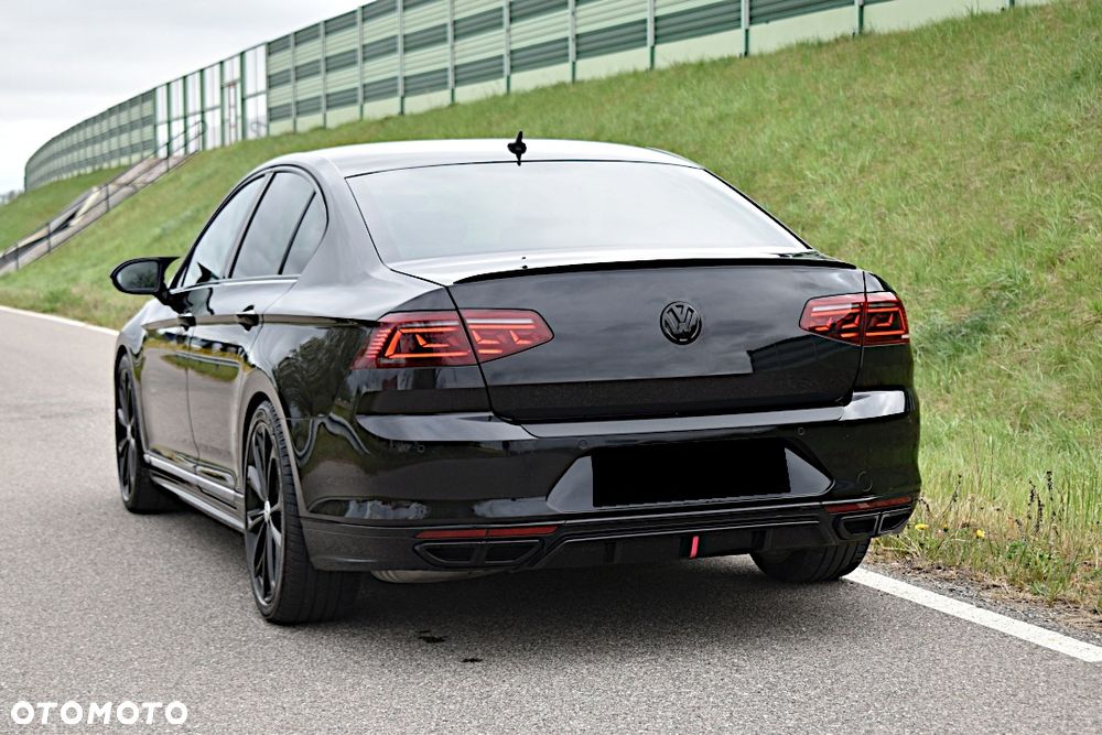 Volkswagen Passat - 17