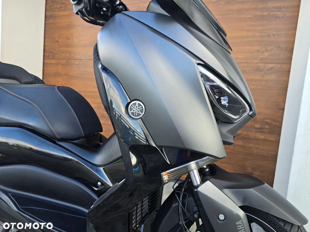 Yamaha X-max - 23