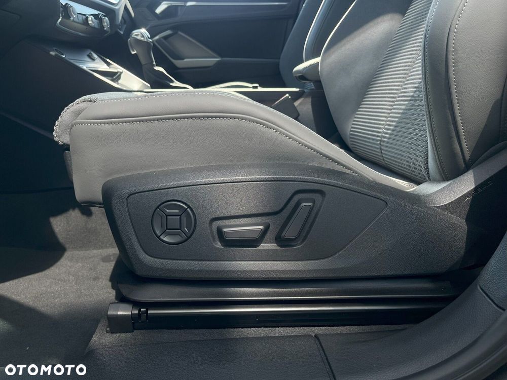 Audi Q3 Sportback - 9