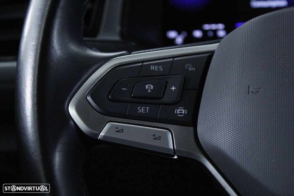 VW T-Roc 1.0 TSI Life - 24