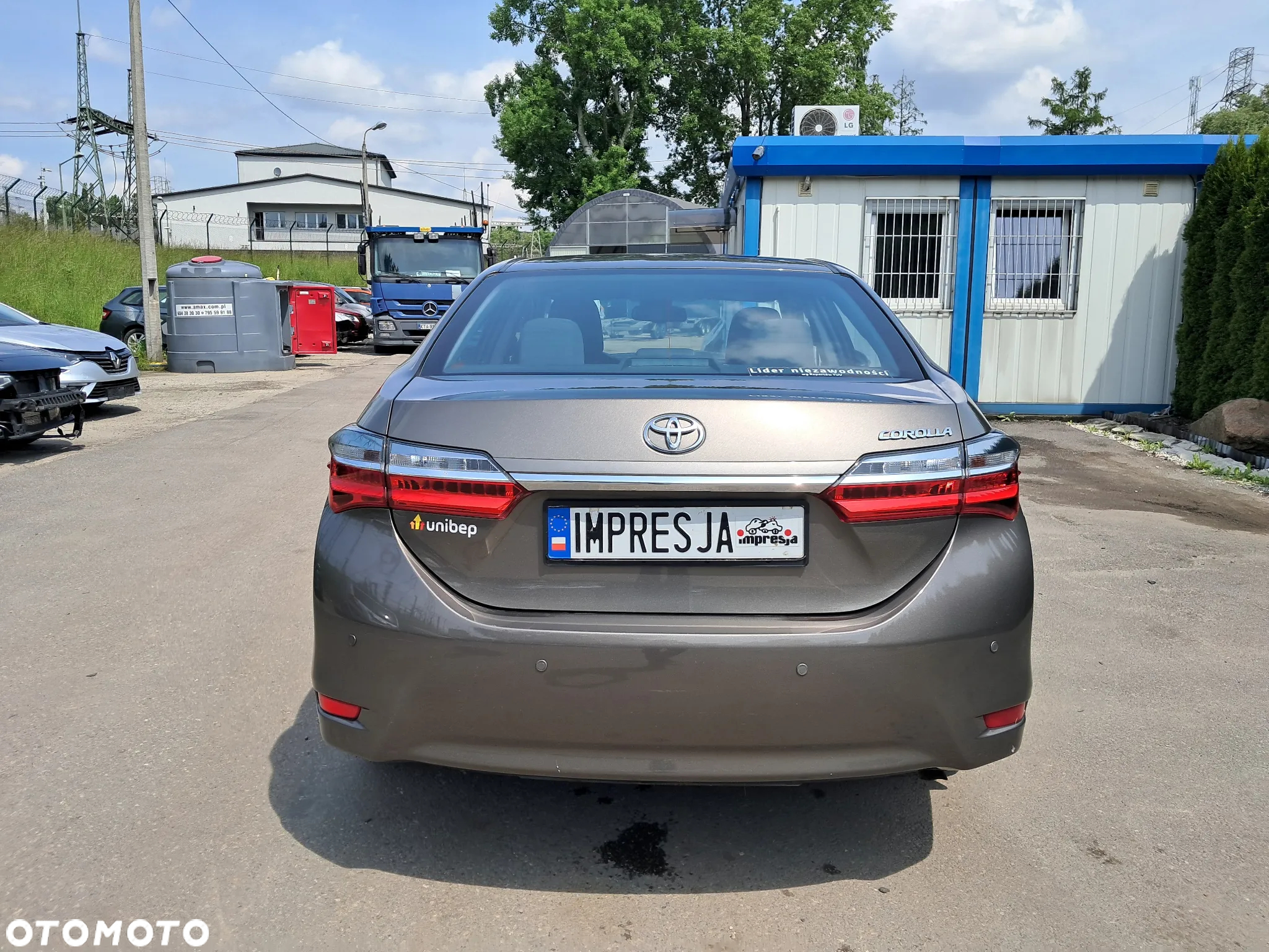 Toyota Corolla - 18