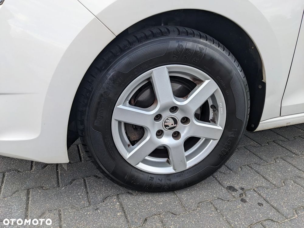 Skoda RAPID - 9