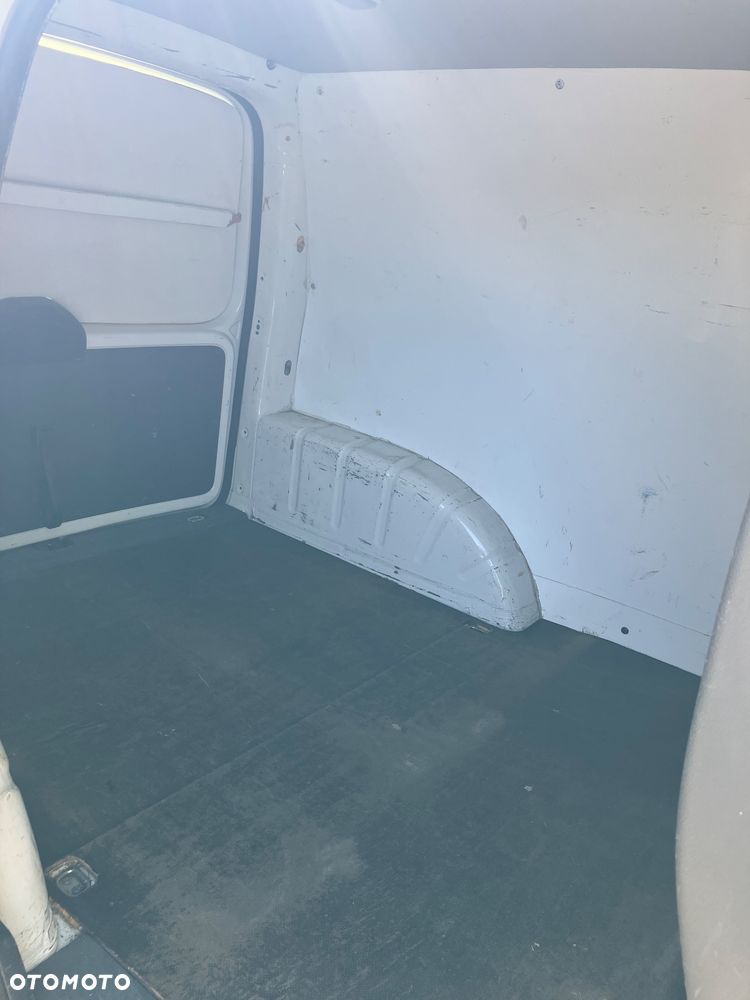 Volkswagen Caddy Standard - 5