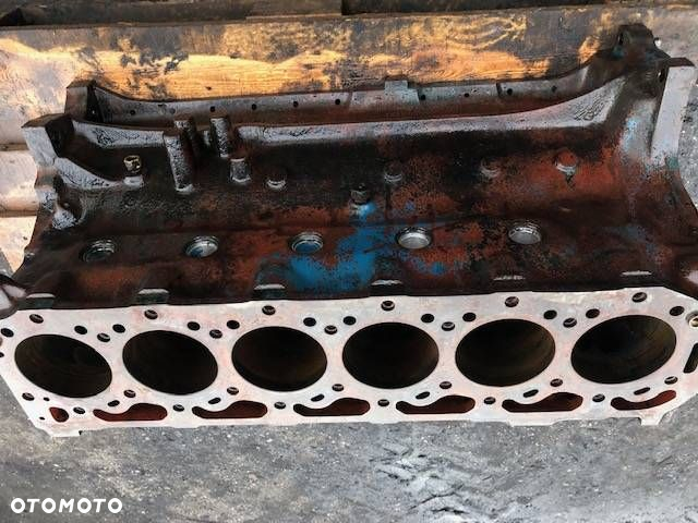 Ford New Holland 8830  - Blok Cylindrów Ford fonn-6015-da - 5