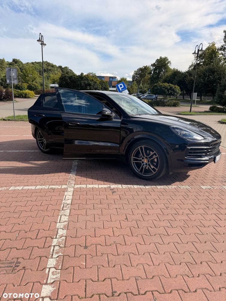 Porsche Cayenne Standard - 9