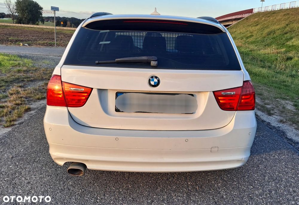 BMW Seria 3 320d DPF Blue Performance Edition Fleet - 11