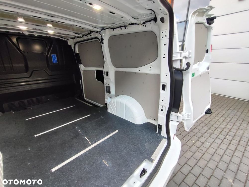 Ford Transit Custom - 33